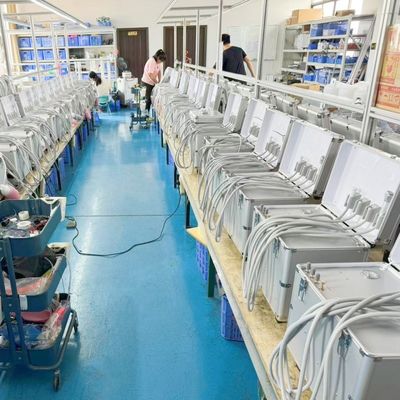 পোষা প্রাণীর দাঁতের যত্নের জন্য পোর্টেবল ট্রিটমেন্ট বক্স ডেন্টাল ক্লিনিক টার্বাইন ইউনিট এয়ার কমপ্রেসর সাকশন সিস্টেম সহ ভেটেরিনারি পোর্টেবল ডেন্টাল ইউনিট